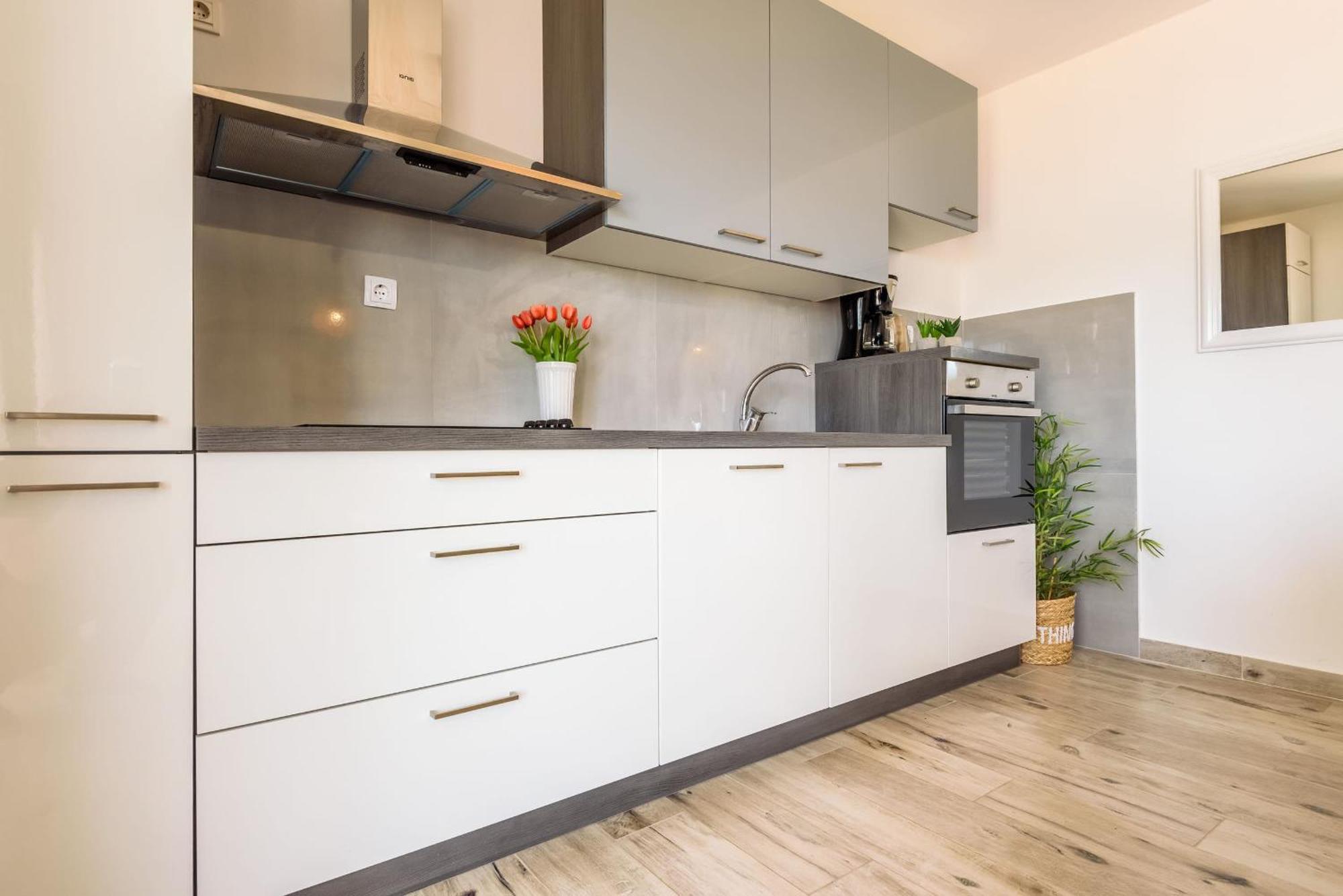 Apartments Morska Vila Komarna Extérieur photo